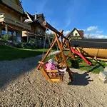 Alpesi faház Goralskie Dwa Misie *
